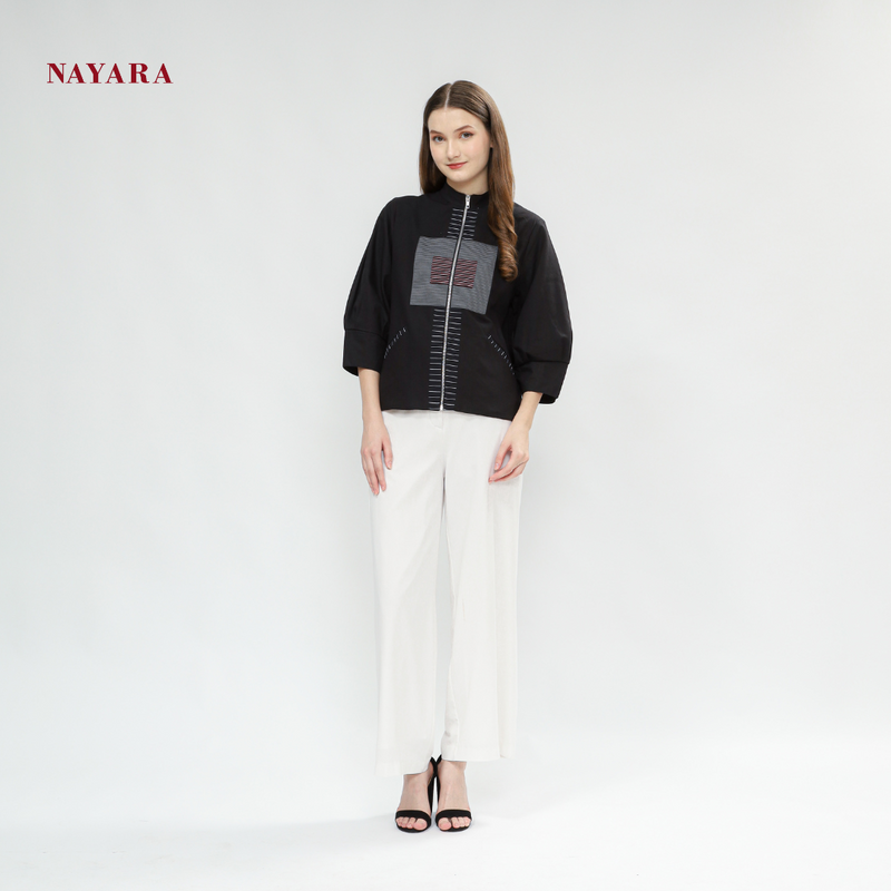 Nayara Blazer Batik Lenora